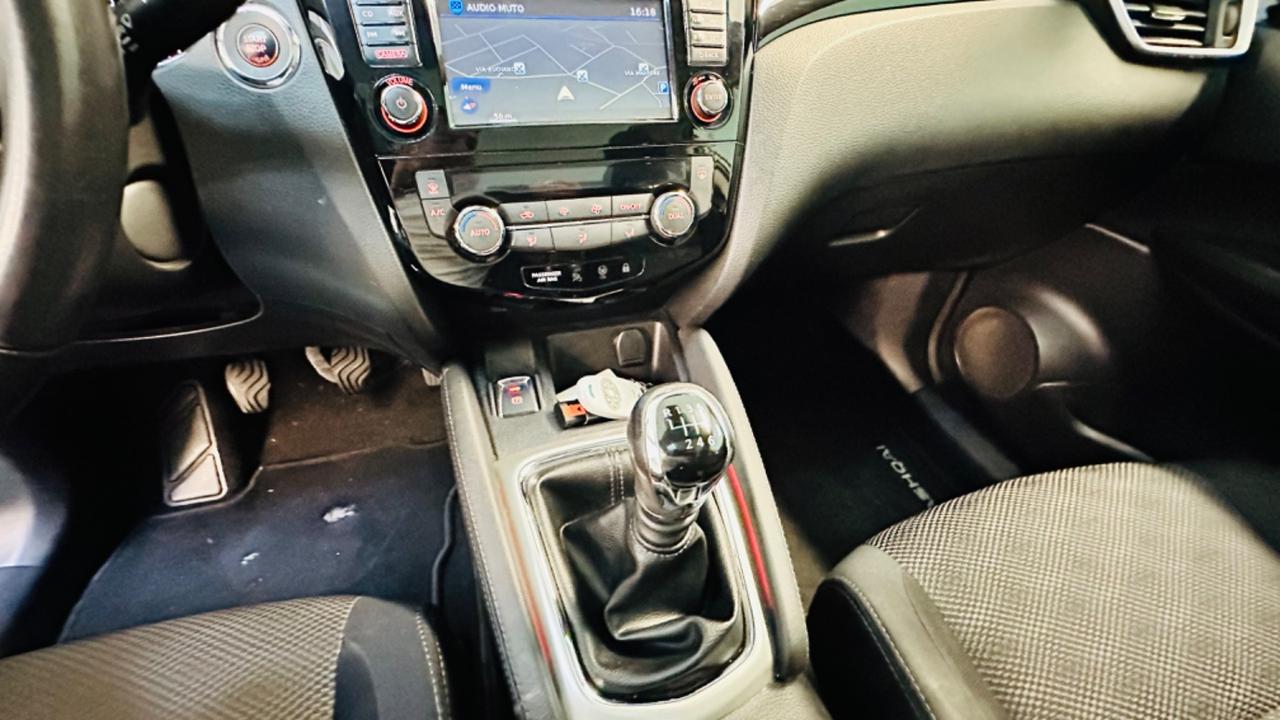 Nissan Qashqai 130CV. Tettuccio panoramico