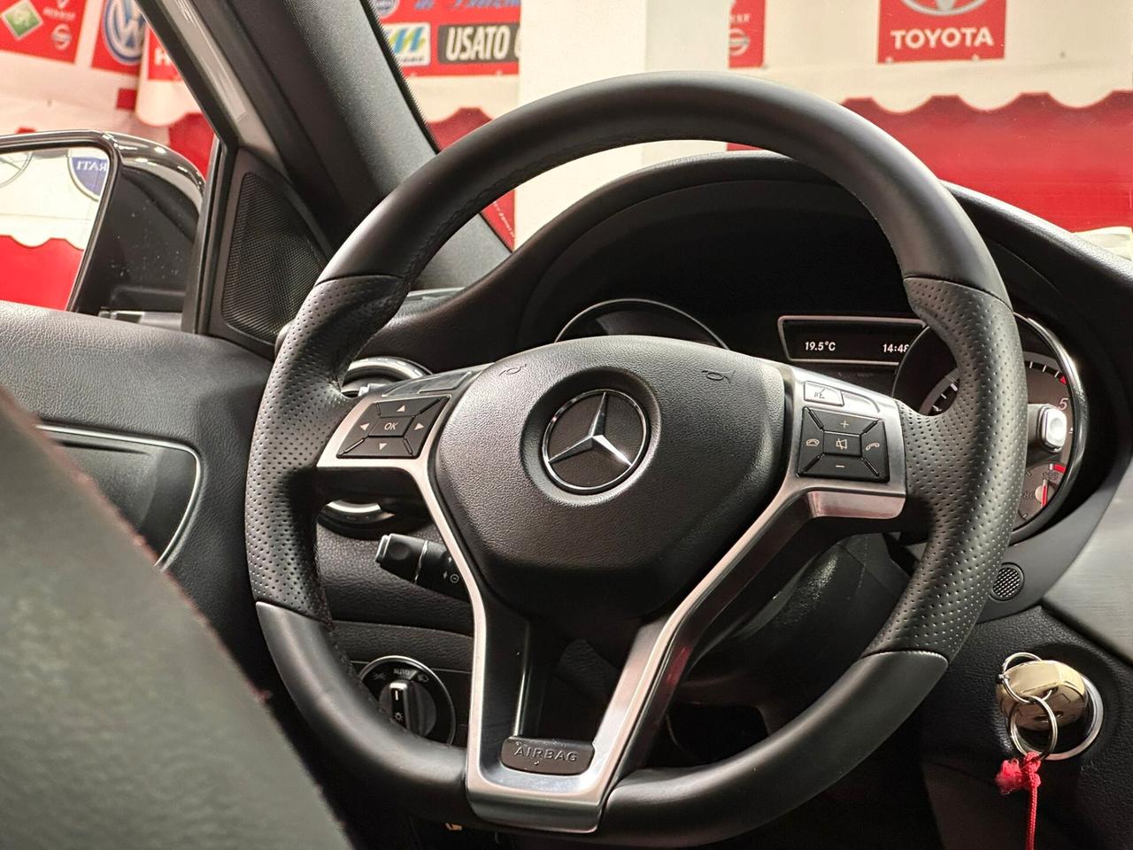 Mercedes-benz GLA 220 2.1 136cv Premium - 2014