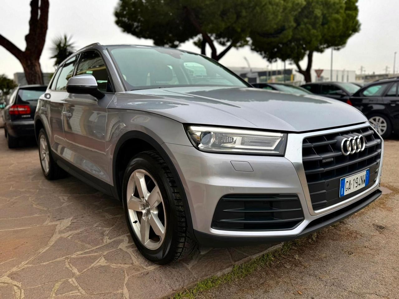 Audi Q5 35 TDI quattro S tronic Business