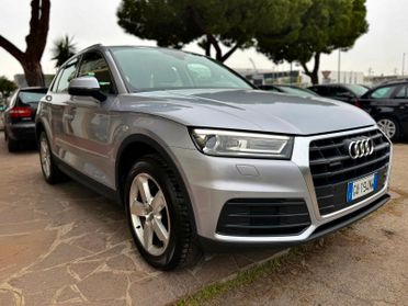 Audi Q5 35 TDI quattro S tronic Business