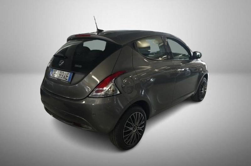 Lancia Ypsilon III 2021 1.0 firefly hybrid Gold s&s 70cv
