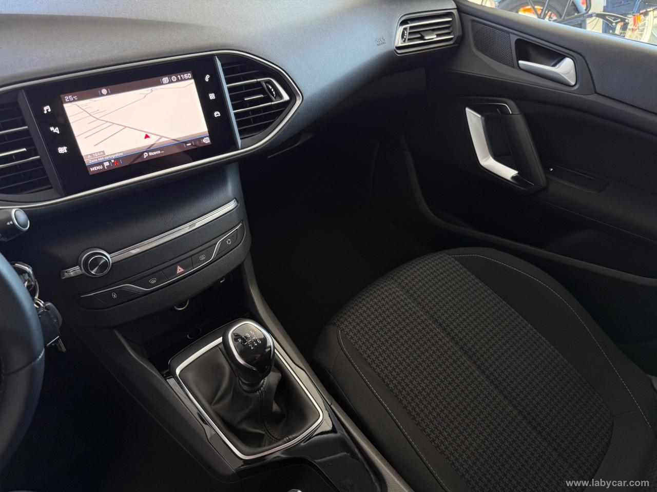 PEUGEOT 308 BlueHDi 130 S&S SW Active Business