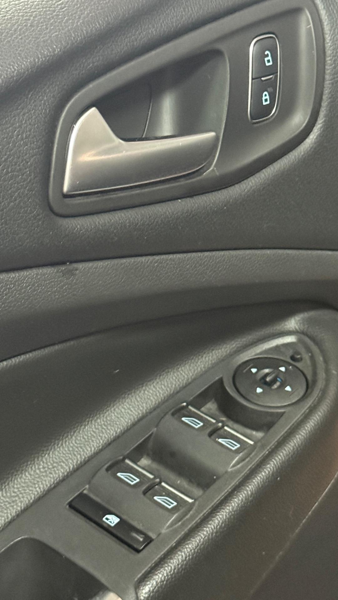 Ford Kuga 1.5 EcoBoost 150 CV S&S 2WD ST-Line