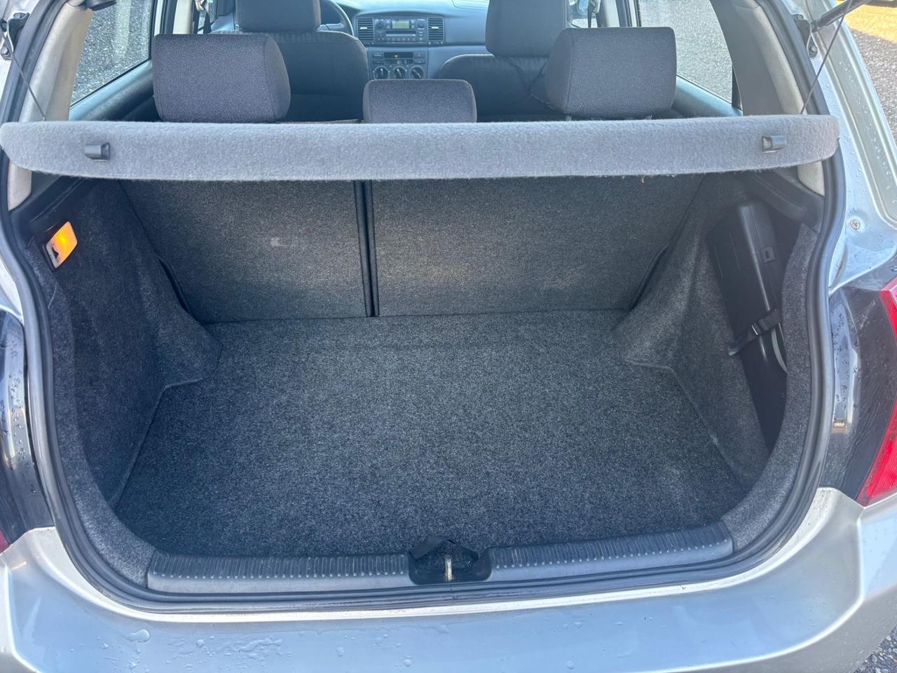 Toyota Corolla 1.4 16V 5 porte