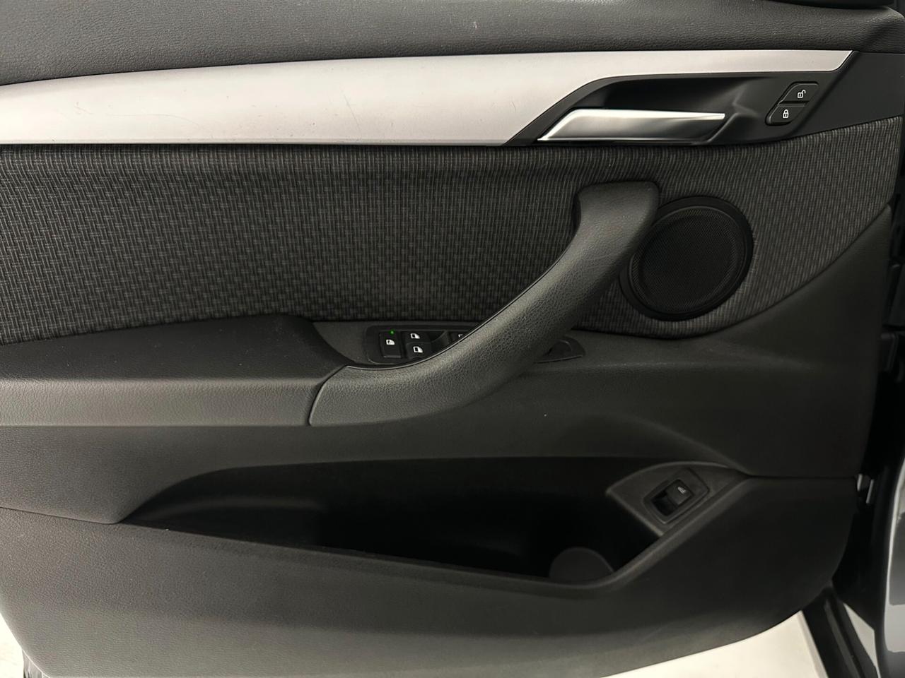 Bmw X2 sDrive18d Business-X