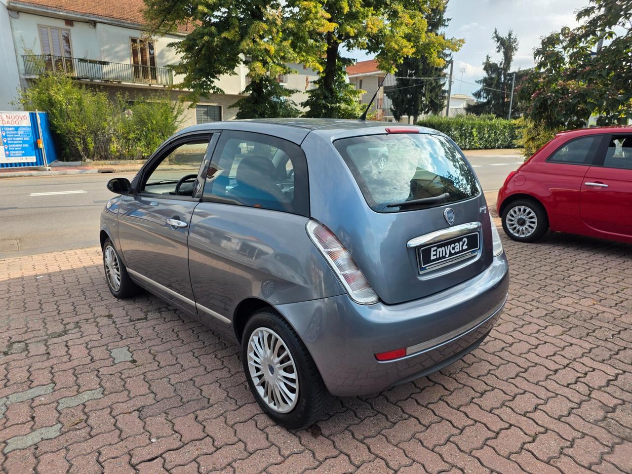 Lancia Ypsilon 1.3 MJT 75 CV Argento