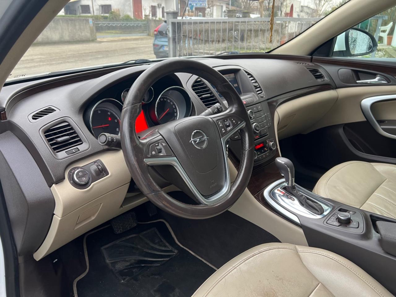 OPEL INSIGNIA AUTOMATICA DIESEL MODELLO SPORT FULL OPTIONAL