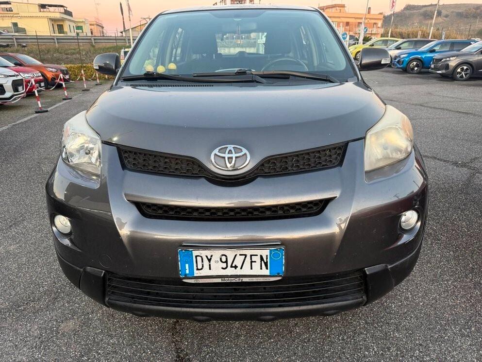 Toyota Urban Cruiser 1.4 D-4D AWD Sol