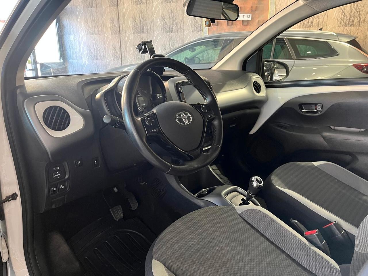 Toyota Aygo 1.0 VVT-i 72 CV 5 porte x-play