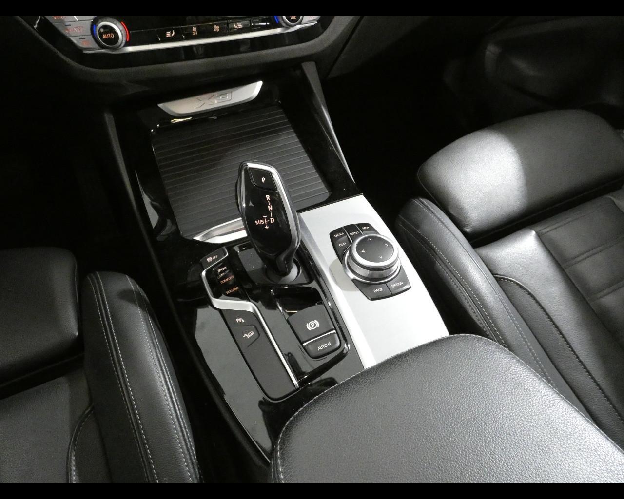 BMW X3 (G01/F97) - X3 xDrive20d xLine
