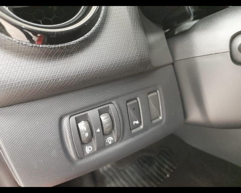 Renault Clio IV 2012 5p 1.2 Costume National 75cv