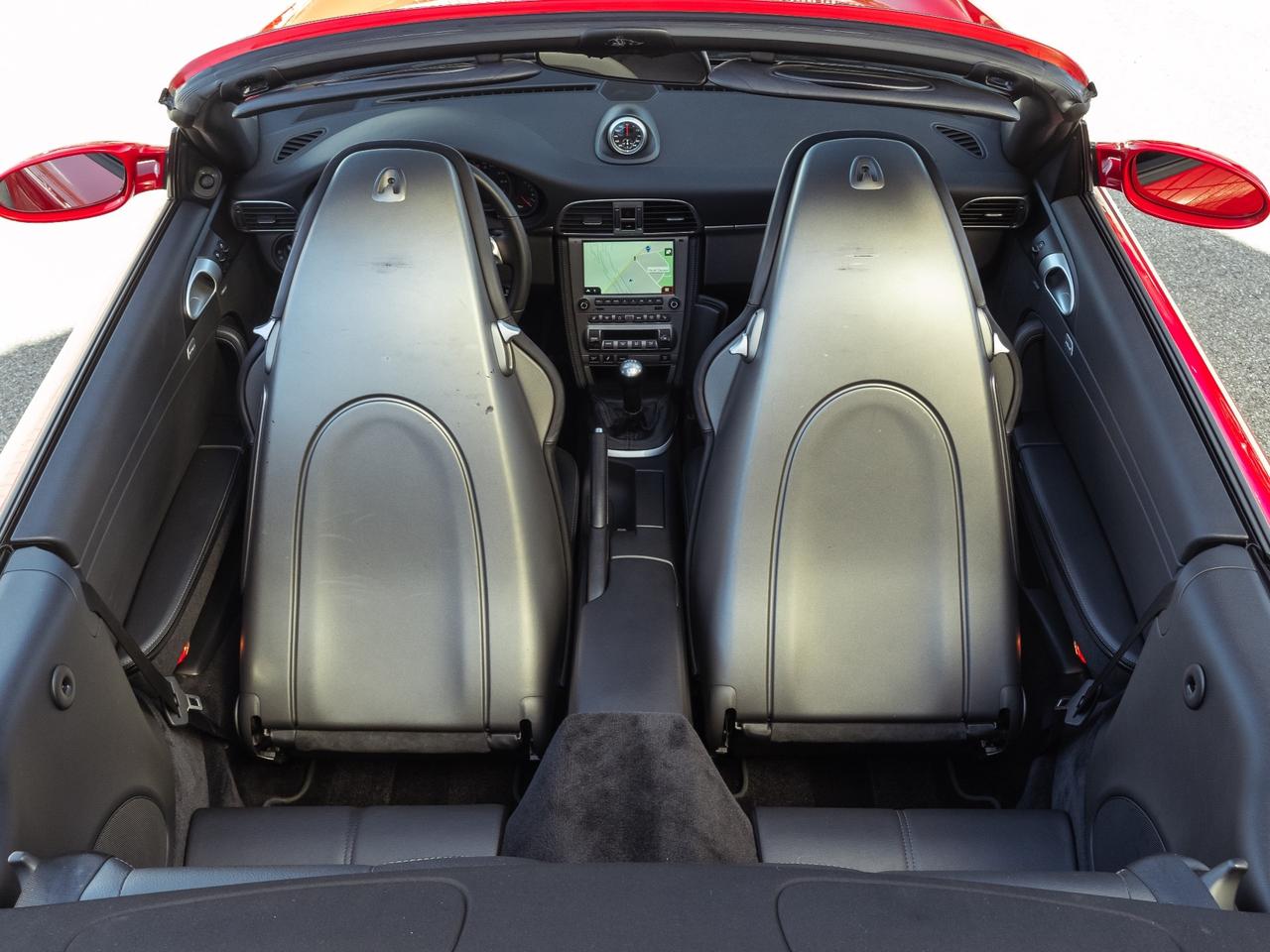 Porsche 911 Carrera 4S Cabriolet