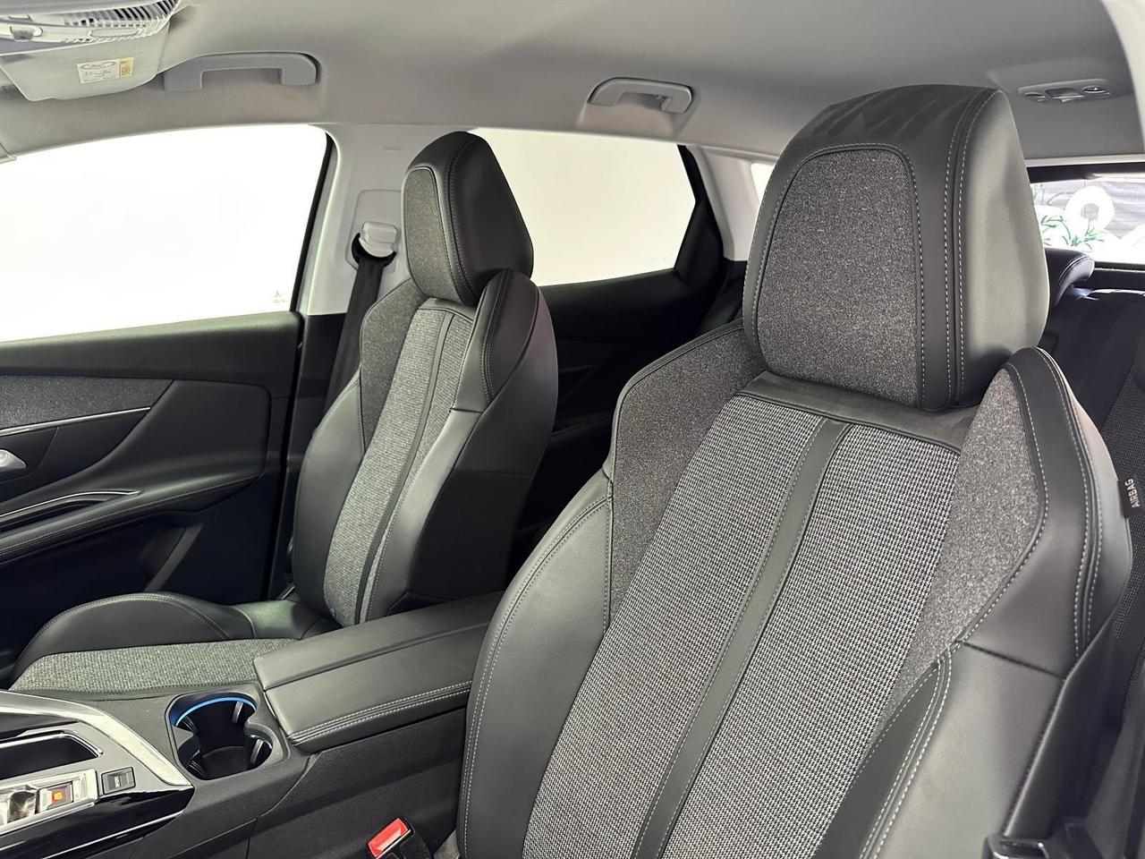 Peugeot 3008 BlueHDi 130 -AUTOMATICA-GARANTITA-2020