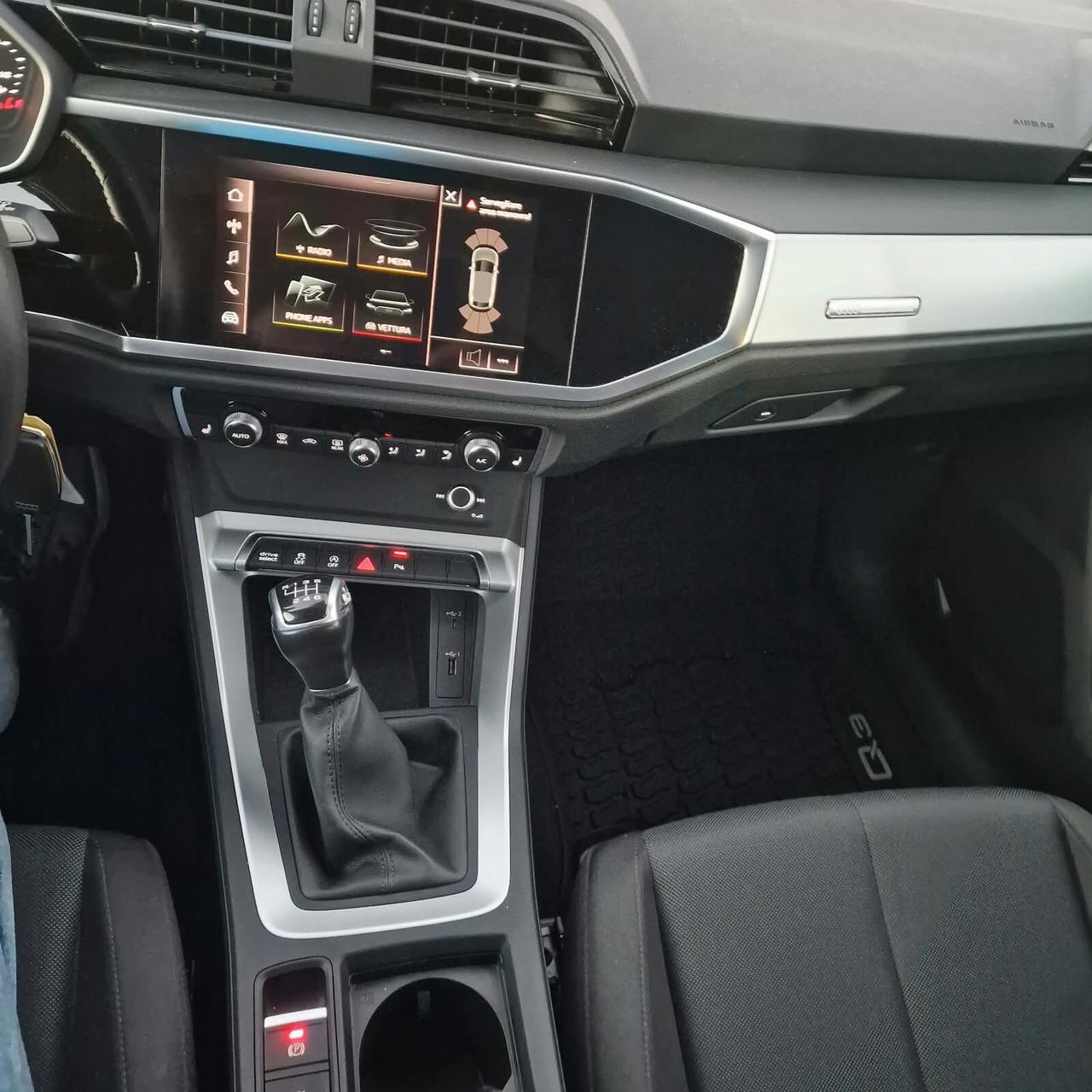 Audi Q3 SPB 35 TFSI Business Plus DA VETRINA