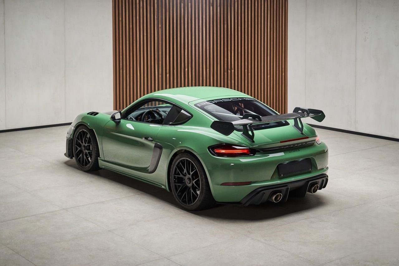 Porsche 718 Spyder 718 Cayman 4.0 GT4 RS