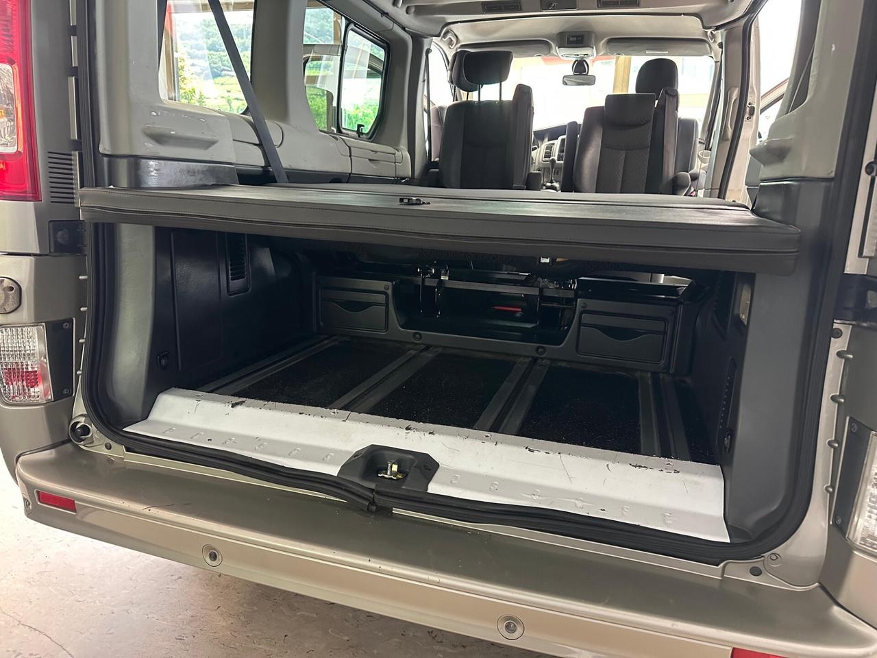 Renault Trafic T29 2.5 dCi/150 PL-TN Passenger Comfort DPF