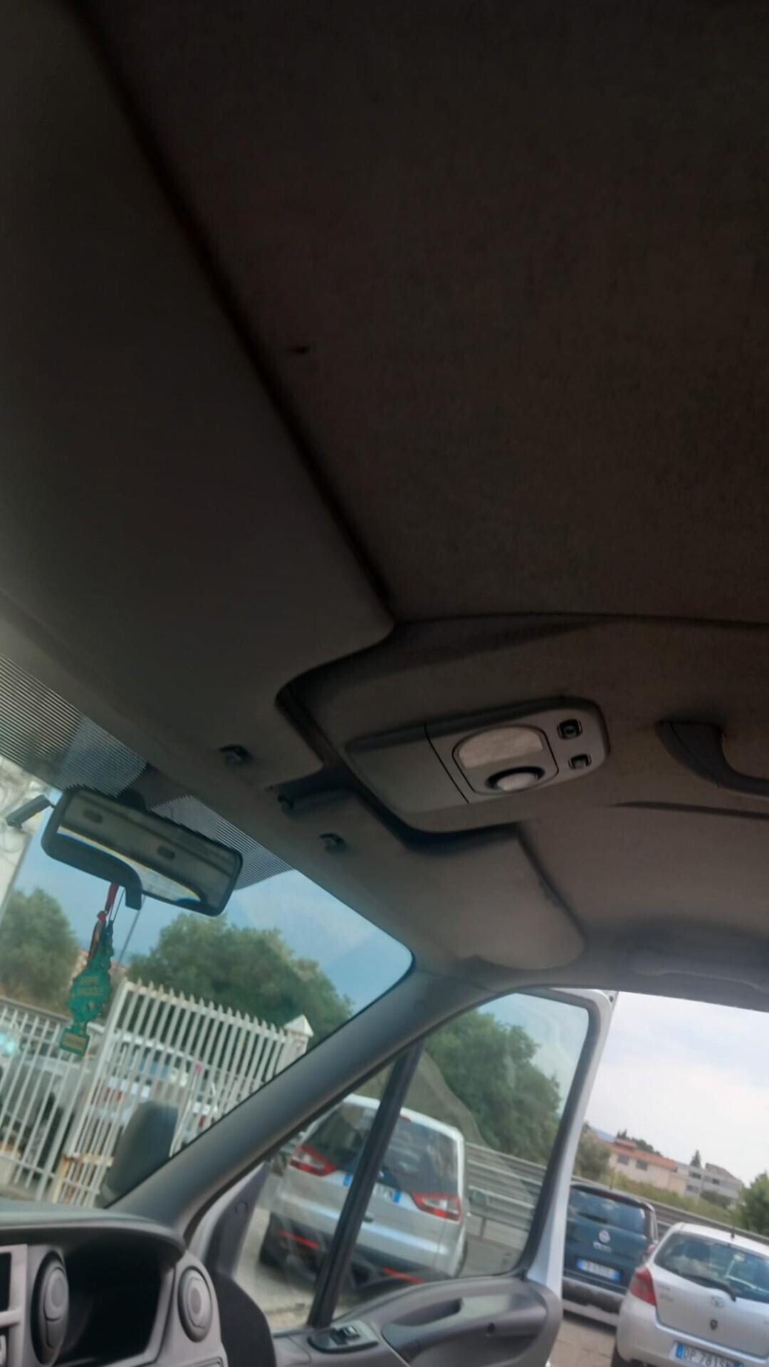 Iveco Daily 35C15D 2.3 HPT doppia cabina 7 posti trilaterale