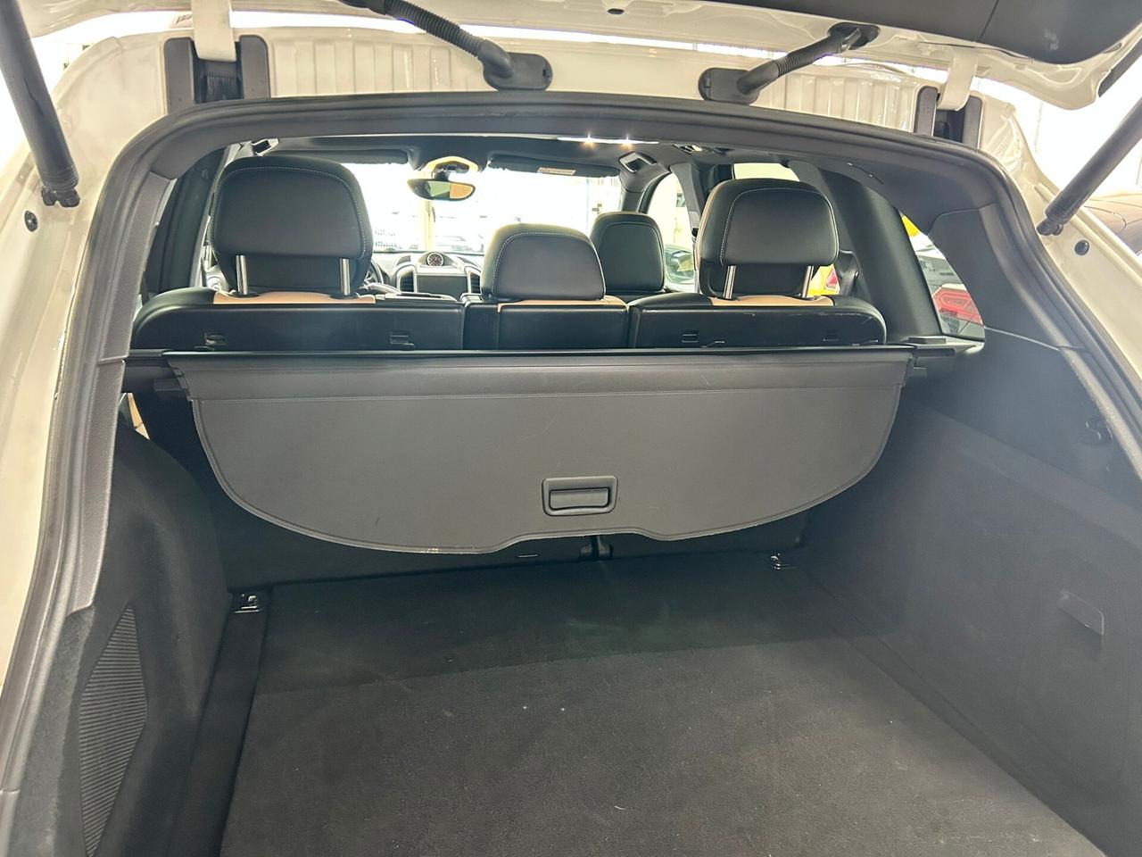 Porsche Cayenne 3.0 DIESEL PLATINUM EDITION 262CV 2017