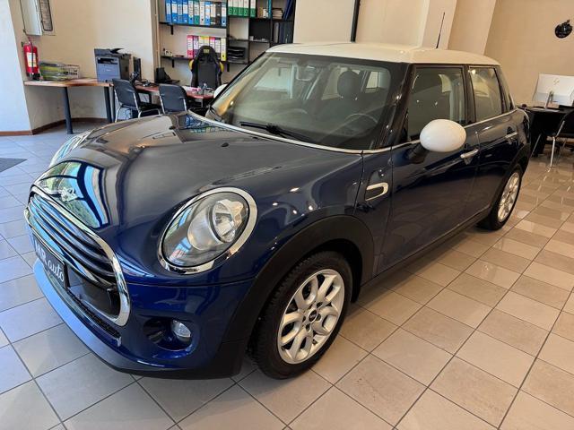 MINI Cooper D 1.5 Cooper D Boost 5 porte BI-Color