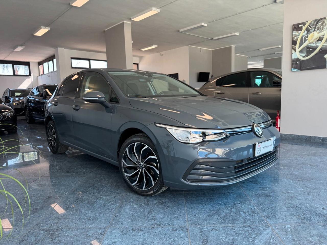 Volkswagen Golf 1.0 etsi evo 110cv dsg Uniprop Full Opt