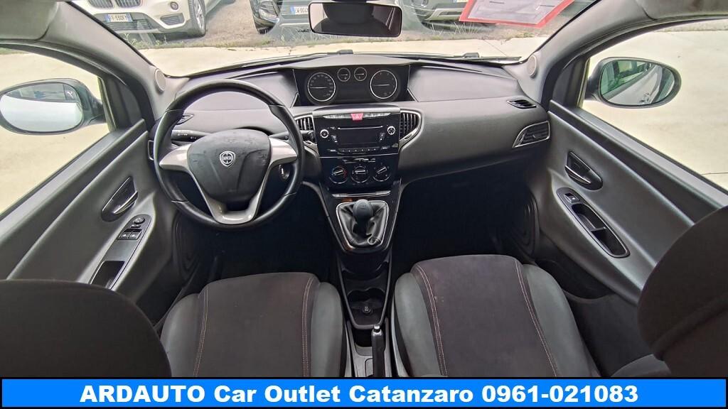 Lancia ypsilon 1.3 Mjt Gold