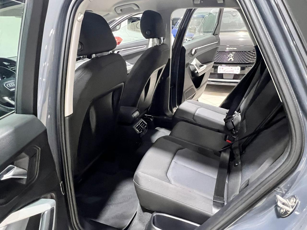 Audi Q3 35 TDI S tronic Business Advanced