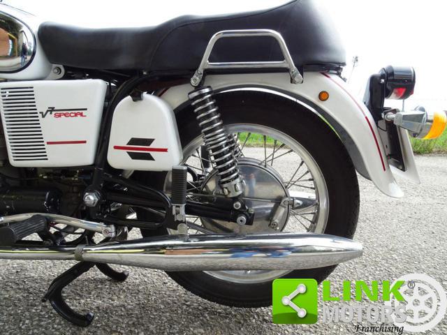 MOTO GUZZI V7 ANNO1983