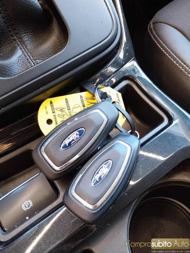 FORD Kuga 1.5 TDCI 120 CV Titanium ( Garanzia 12 Mesi)