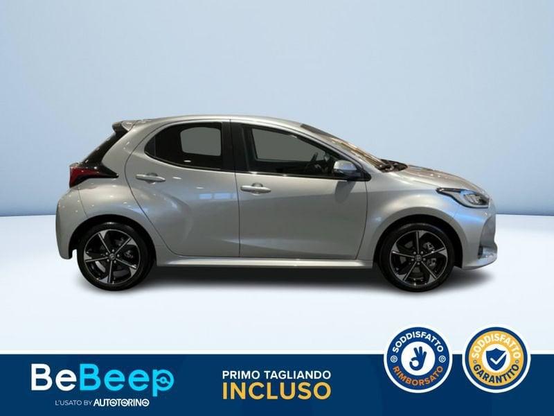 Toyota Yaris 1.5H 130 LOUNGE