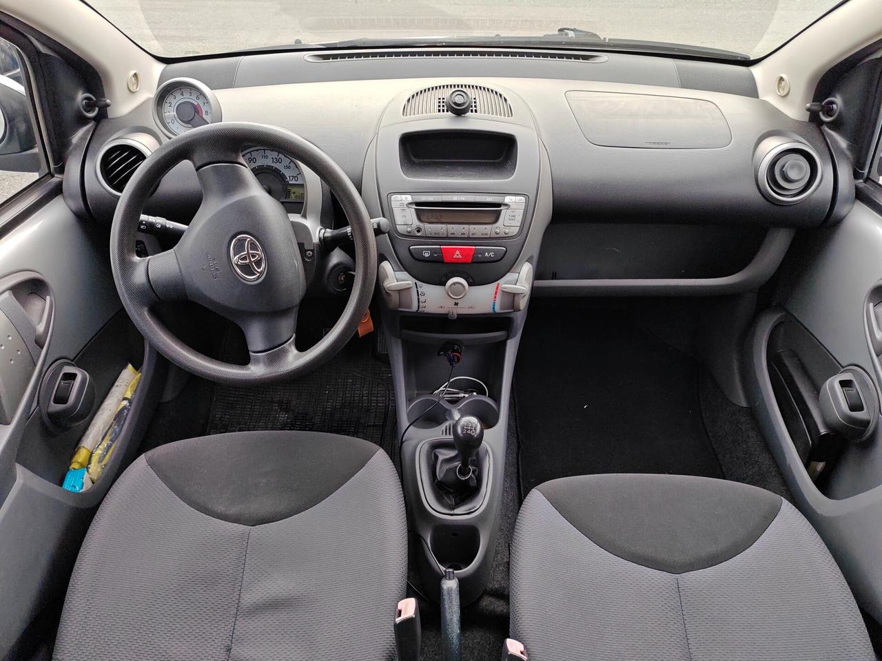 Toyota Aygo 1.0 12V VVT-i 5 porte Blue
