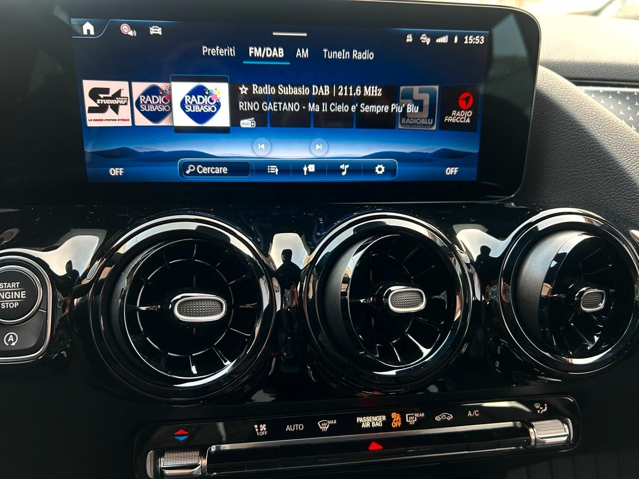 Mercedes-benz GLA 180d Automatic Progressive 2024