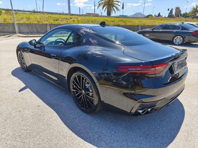 MASERATI GranTurismo V6 550 CV AWD Trofeo