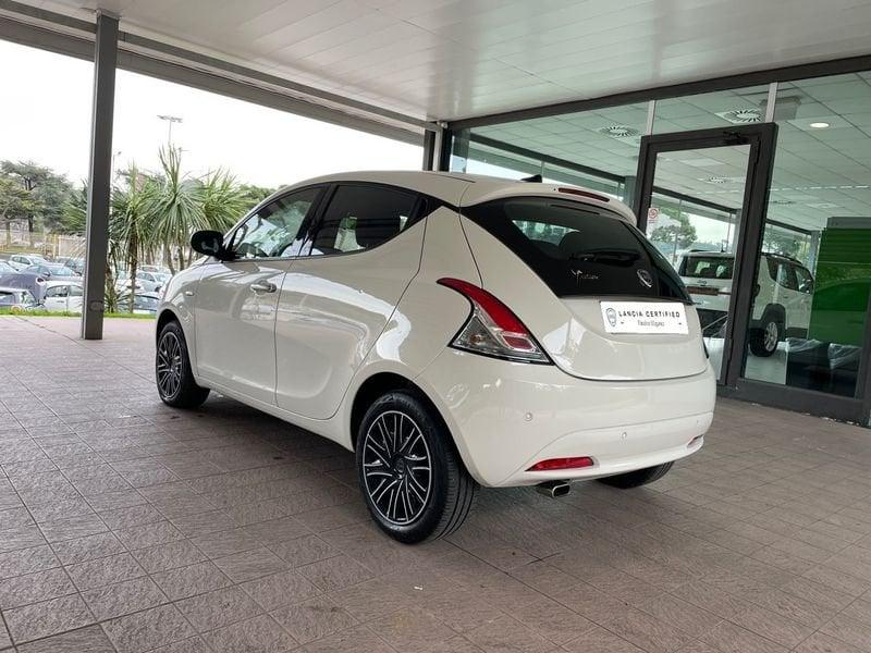 Lancia Ypsilon 1.0 FireFly 70cv S&S Hybrid GOLD