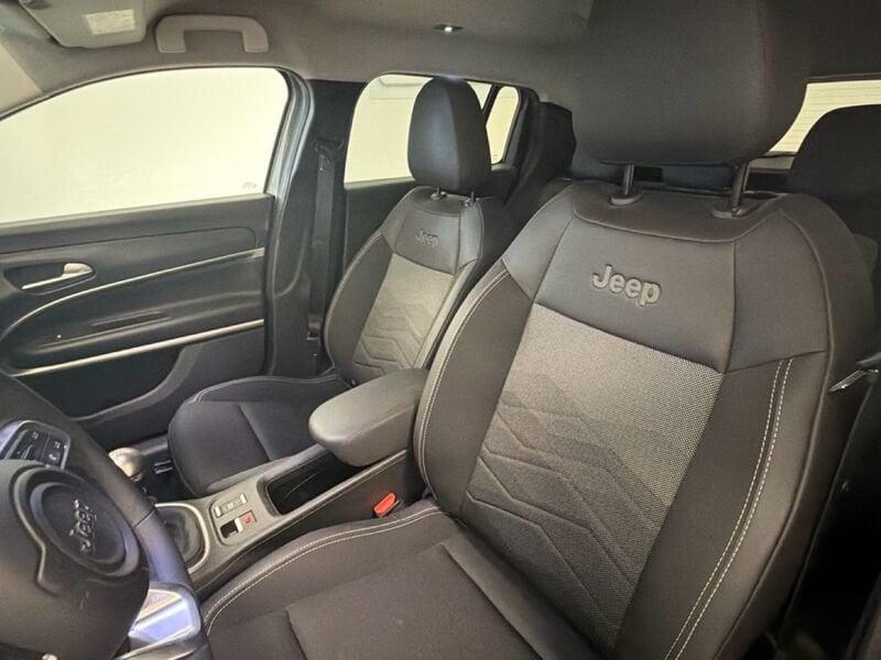 Jeep Avenger 2022 1.2 turbo Summit fwd 100cv