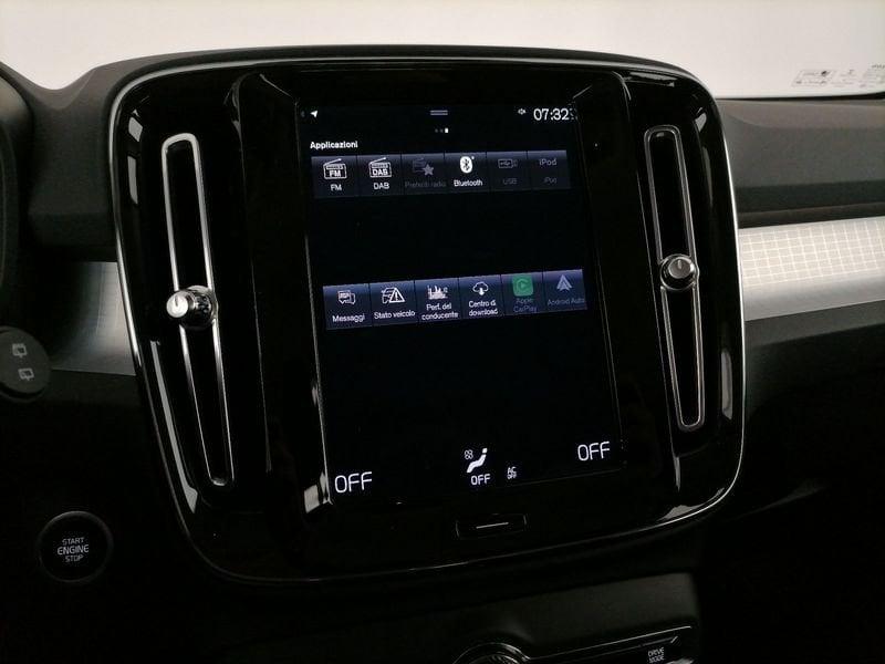 Volvo XC40 1.5 t3 Momentum Pro 163cv auto my21