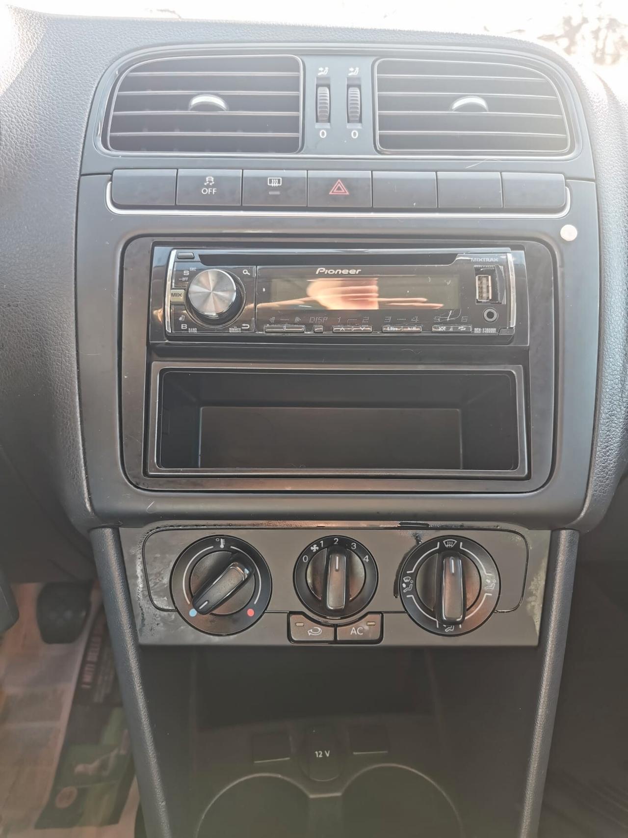 Volkswagen Polo 1.2 TDI 5p. Comfortline - 2012