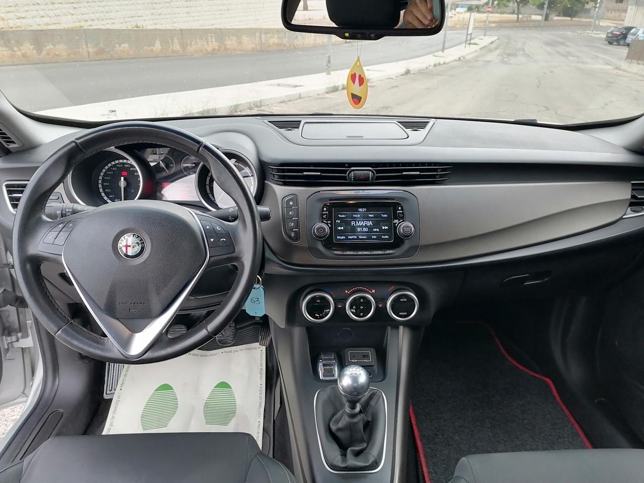 Alfa Romeo Giulietta 1.6 JTDm-2 120 CV Distinctive