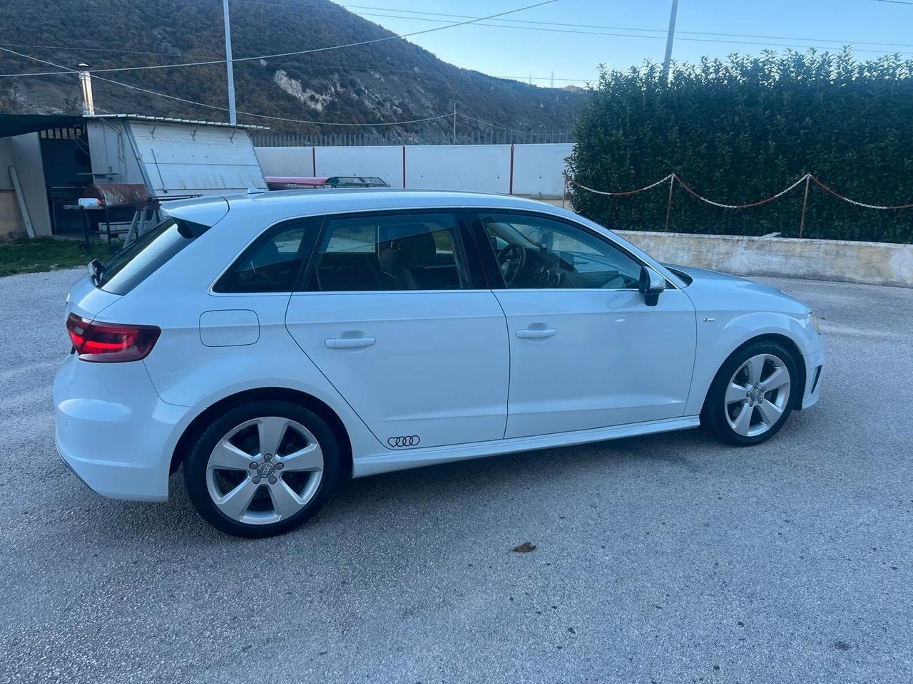 A3 2.0 TDI 1184 CV clean diesel quattro S tronic edition berlina
