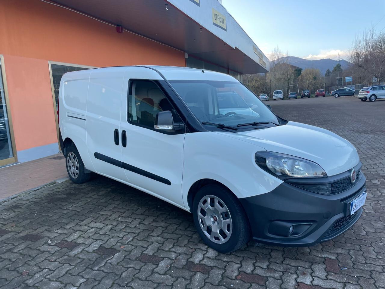 Fiat Doblo Doblò 1.6 MJT 105CV S&S PL-TN Cargo Maxi Lounge 3 Posti
