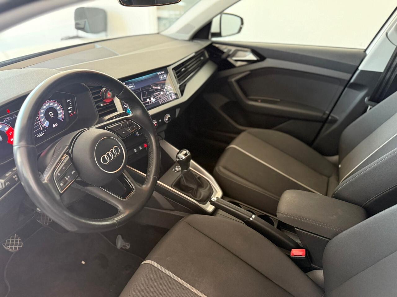 Audi A1 SPB 25 1.0 TFSI Identity Black