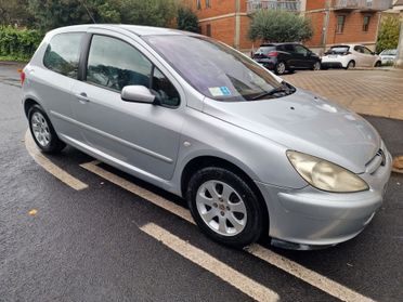 Peugeot 307 2.0 HDi 3p. XR
