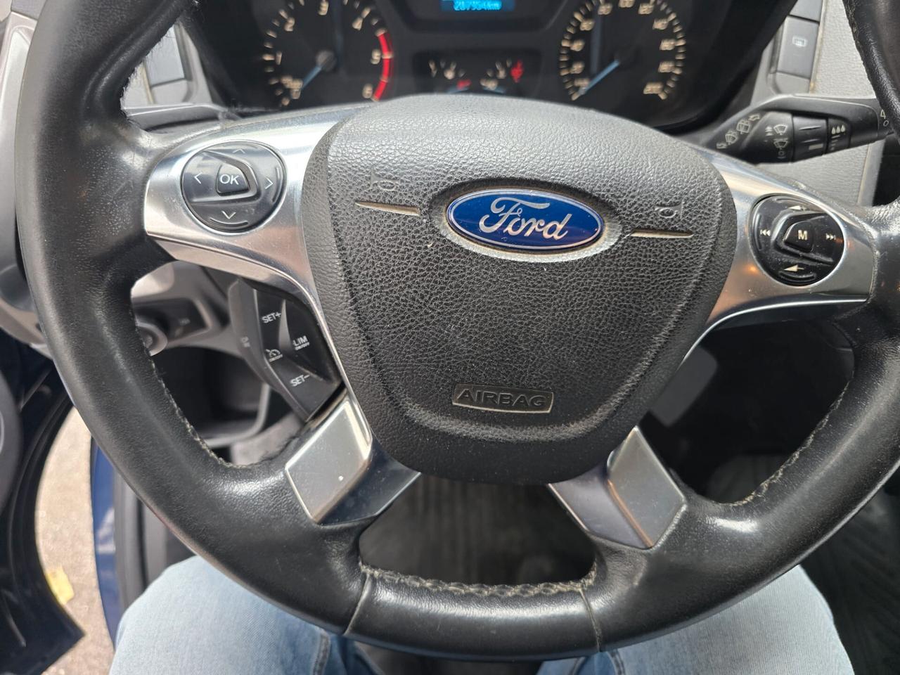 Ford Transit Custom 2.2 TDCi 155CV 9 POSTI GANCIO TRAINO