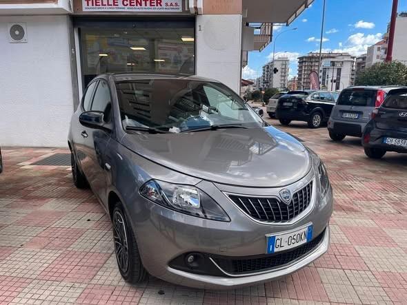 Lancia Ypsilon 1.0 FireFly 5 porte S&S Hybrid Ecochic Gold