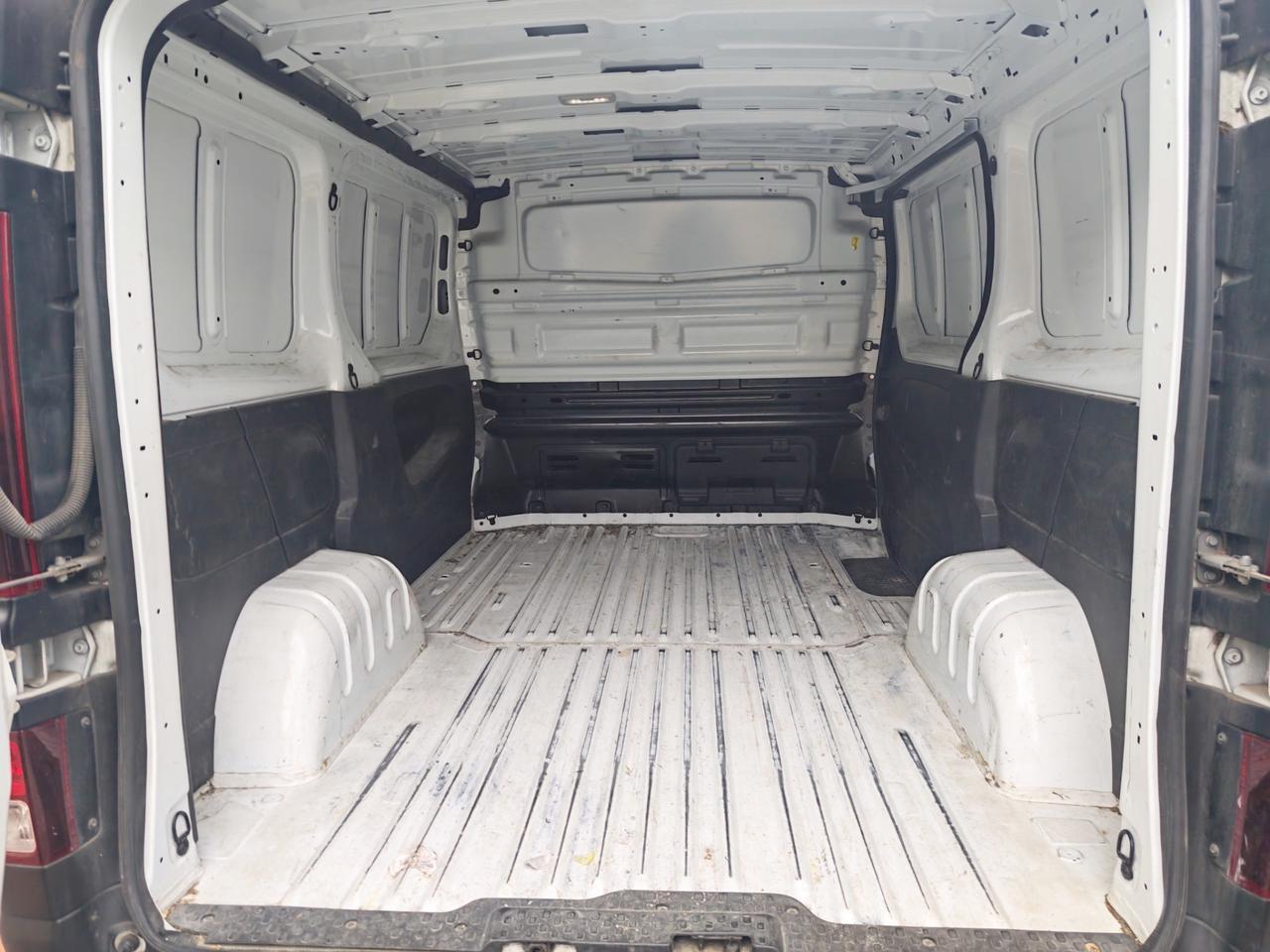 Nissan Primastar 110cv L1H1 PREZZO VERO