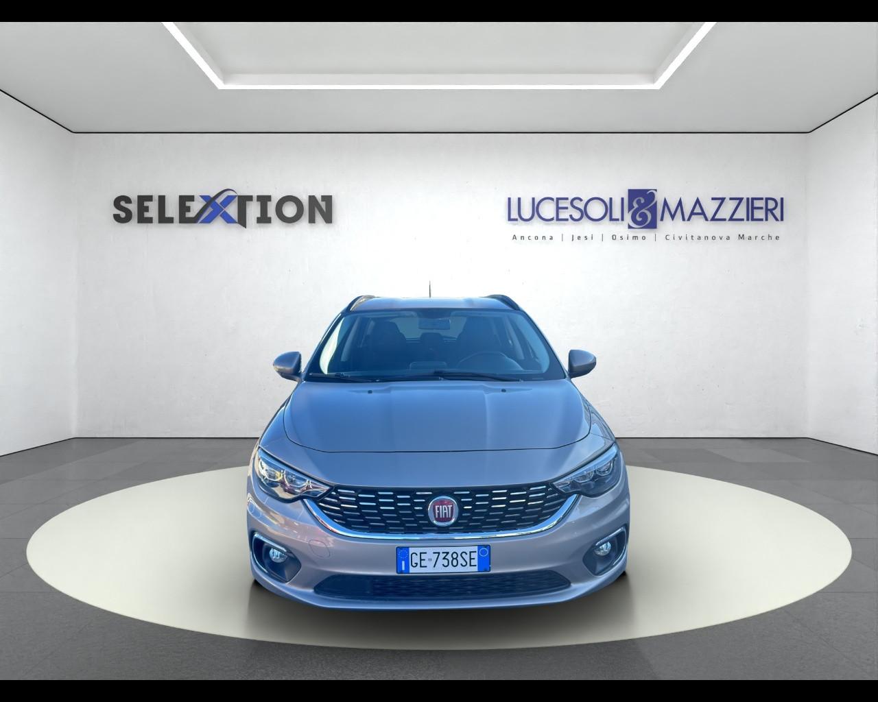 FIAT Tipo (2015-->) - Tipo 1.3 Mjt S&S SW Business
