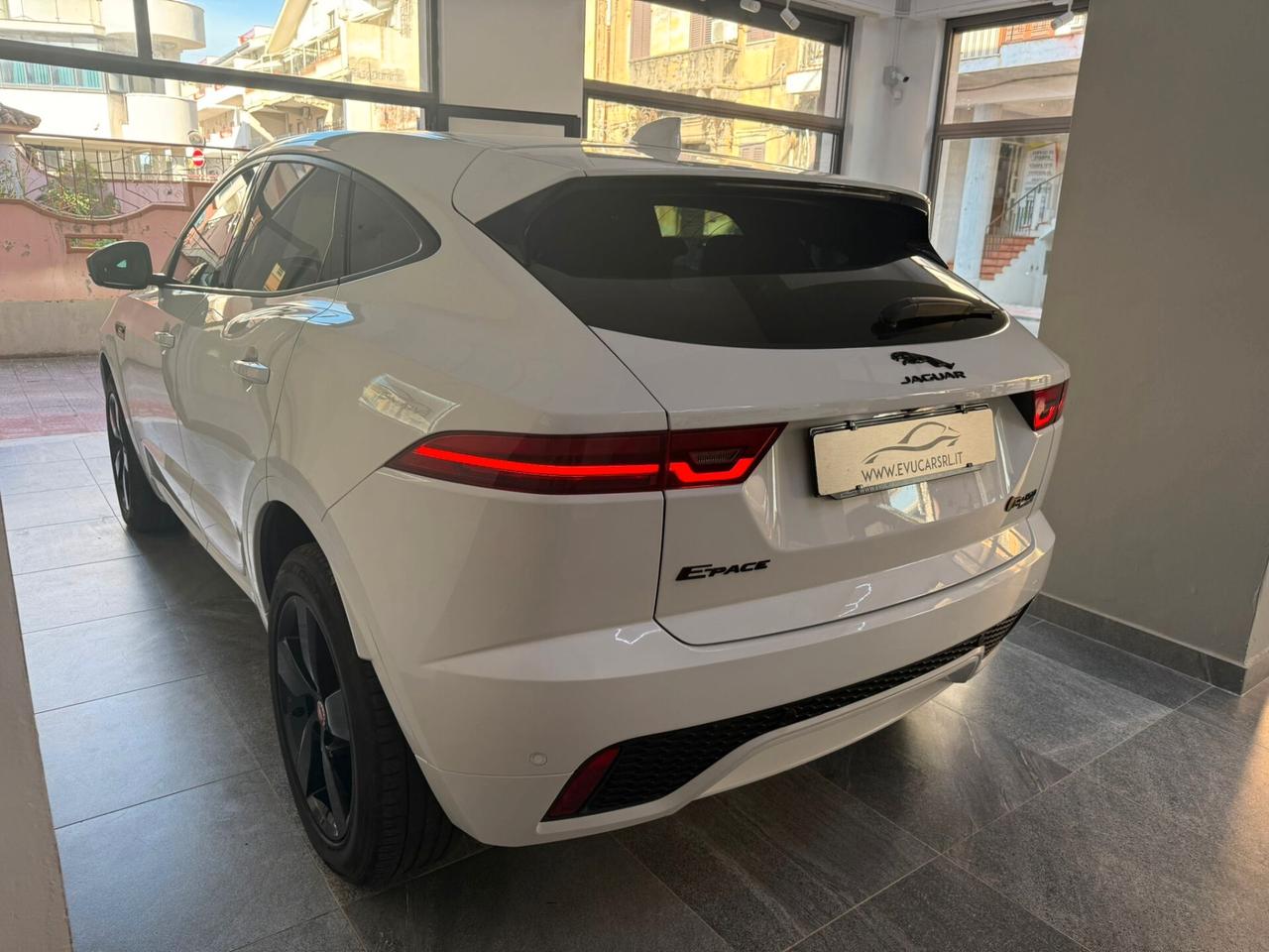 Jaguar E-Pace 2.0D 150 CV R-Dynamic