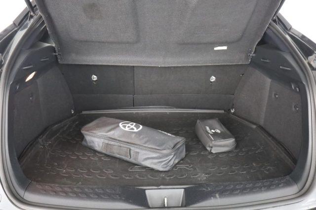 TOYOTA C-HR C-HR 2.0 Hybrid E-CVT Morebusiness