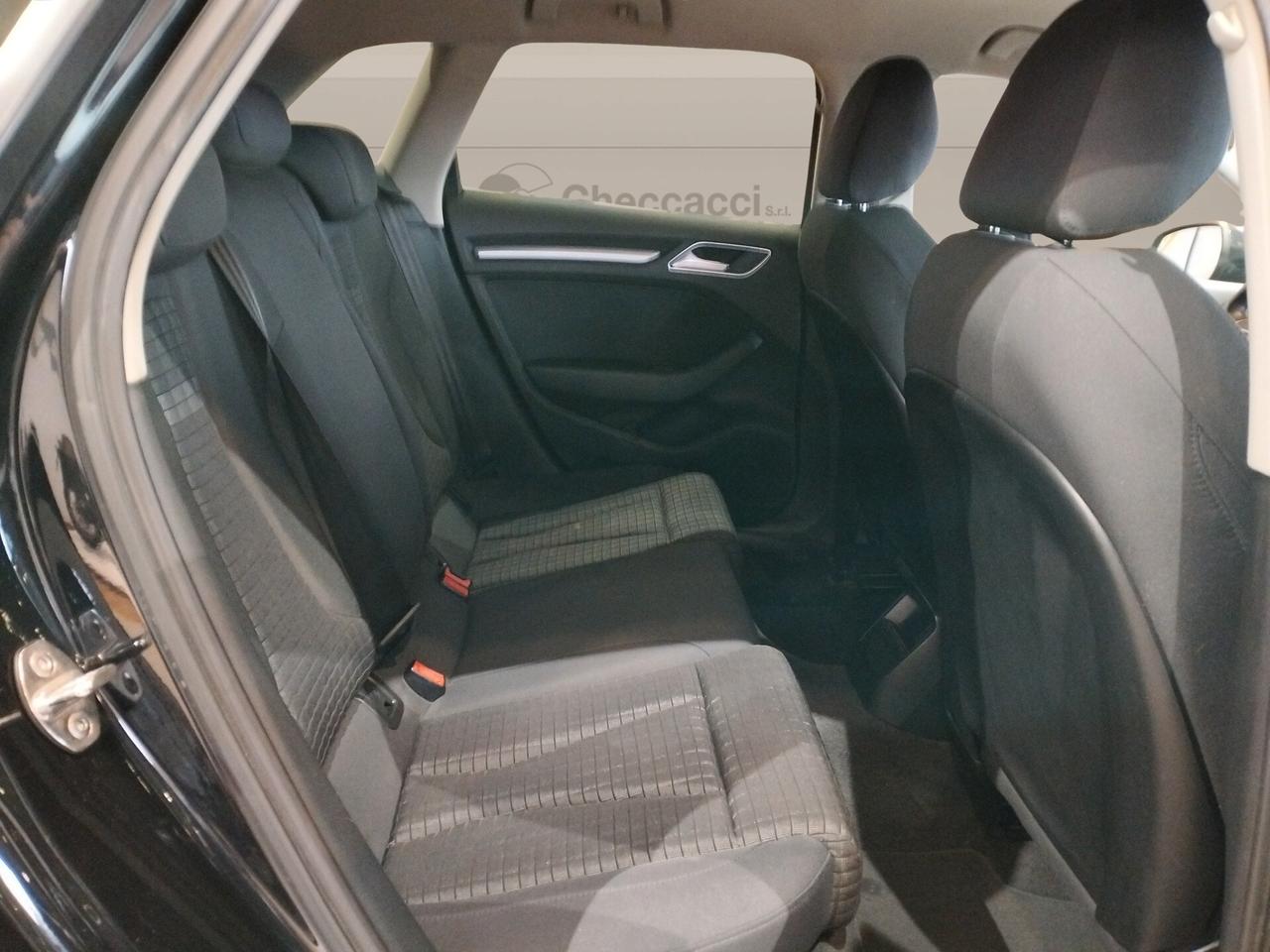 Audi A3 SPB 1.6 TDI Ambition *AUTOMATICO*