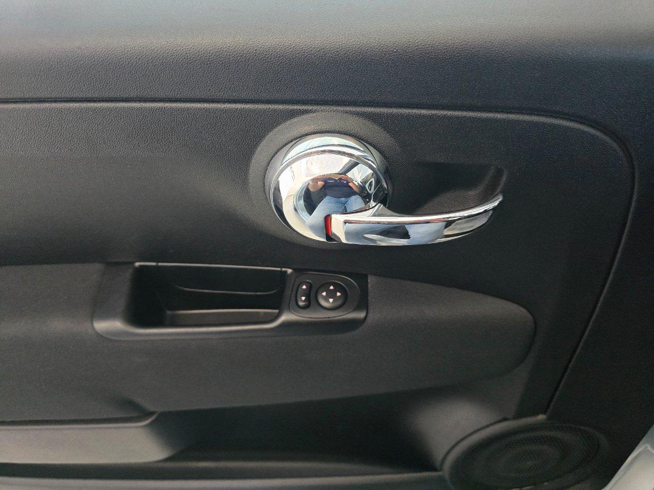 Fiat 500 1.0 hybrid Connect 70cv