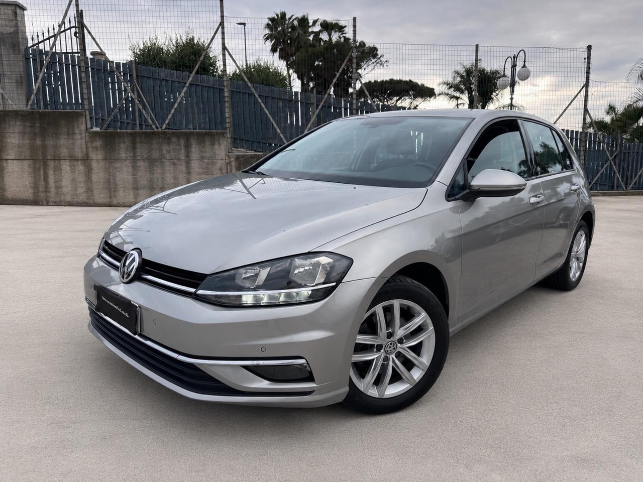 Volkswagen Golf 1.6 TDI 115 CV 5p. Business BlueMotion Technology